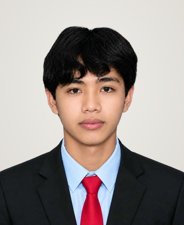 Portrait of Jomari Rebosura, Marketing Manager